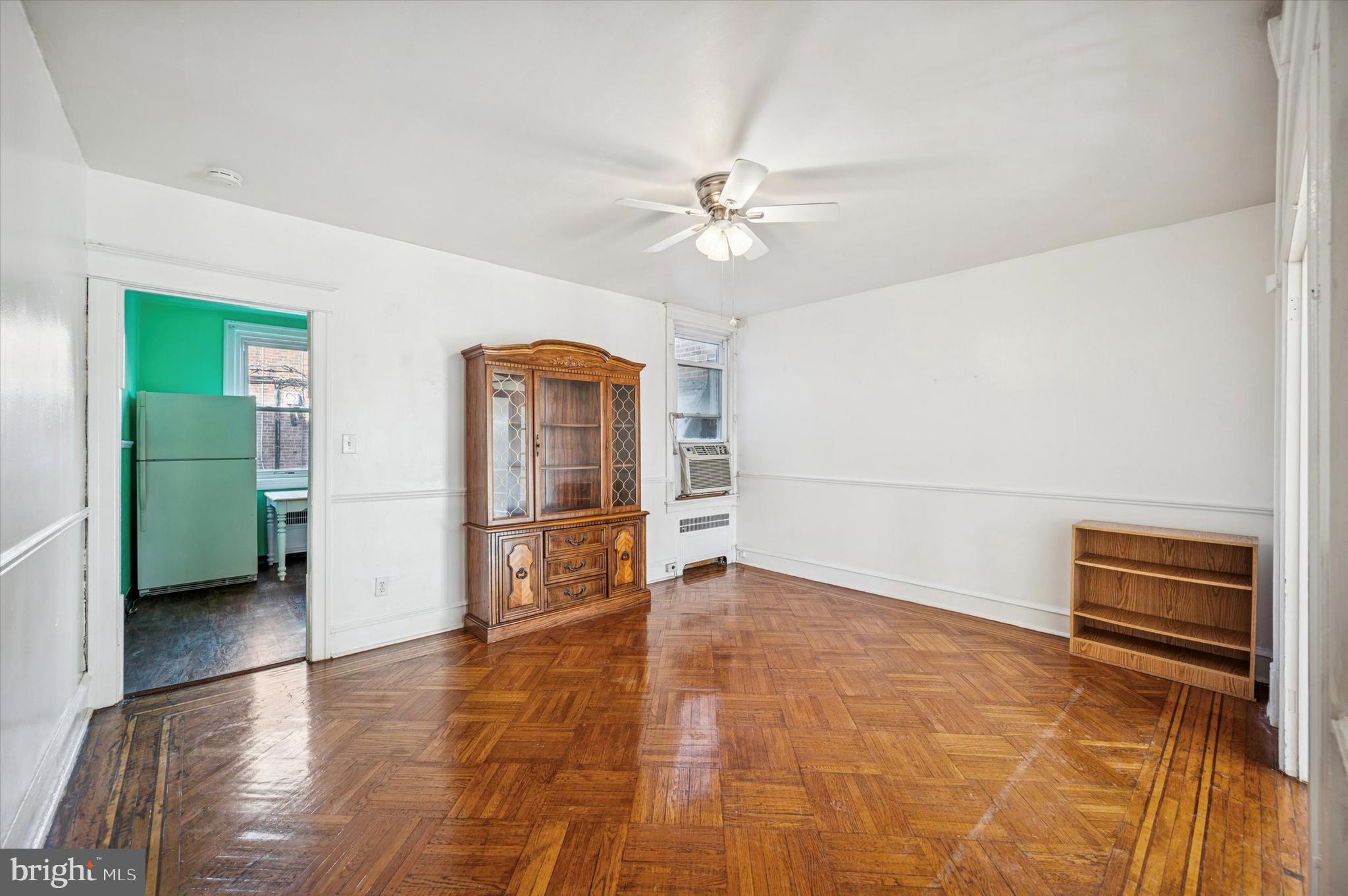 WEST OAK LANE - Residential