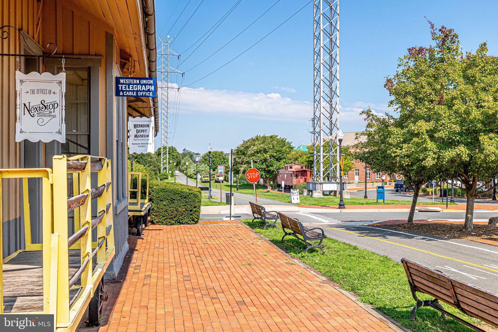OLD DRANESVILLE HUNT CLUB - Residential