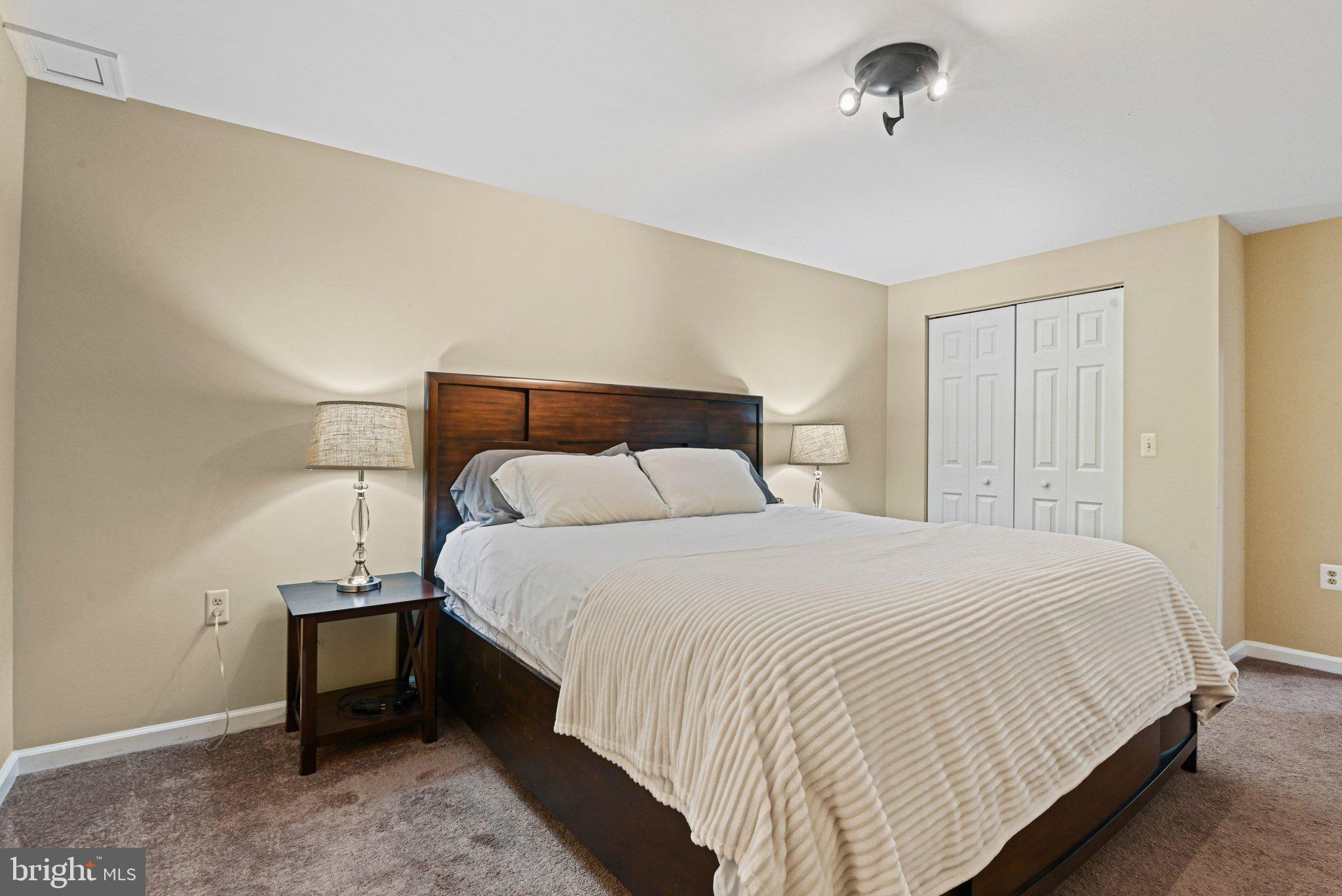 OLD DRANESVILLE HUNT CLUB - Residential