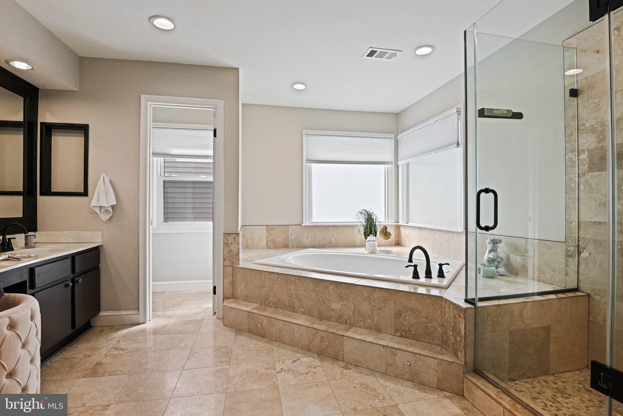 OLD DRANESVILLE HUNT CLUB - Residential