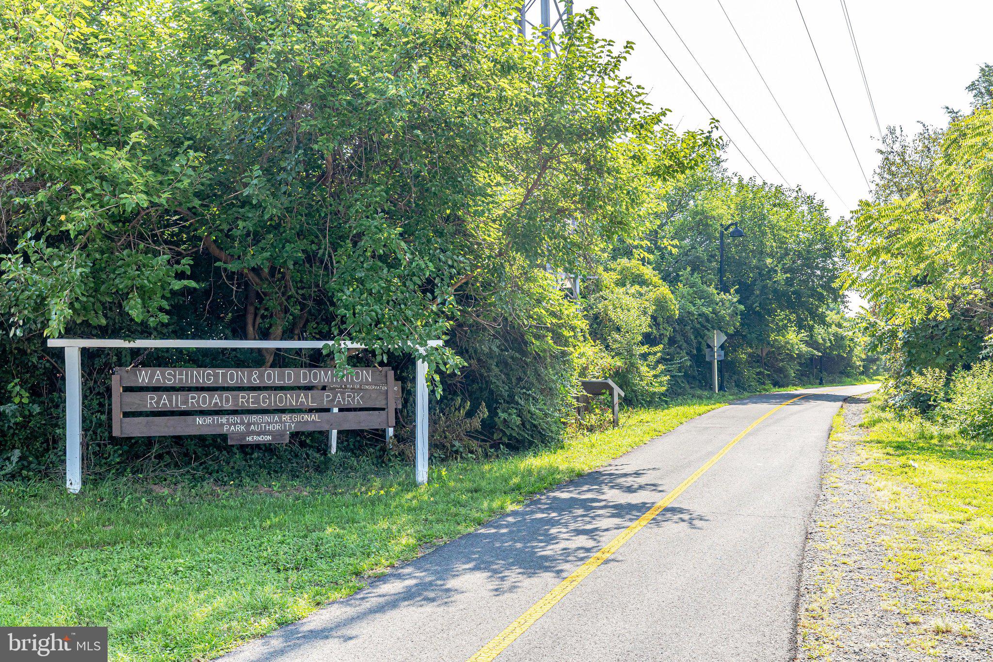 OLD DRANESVILLE HUNT CLUB - Residential