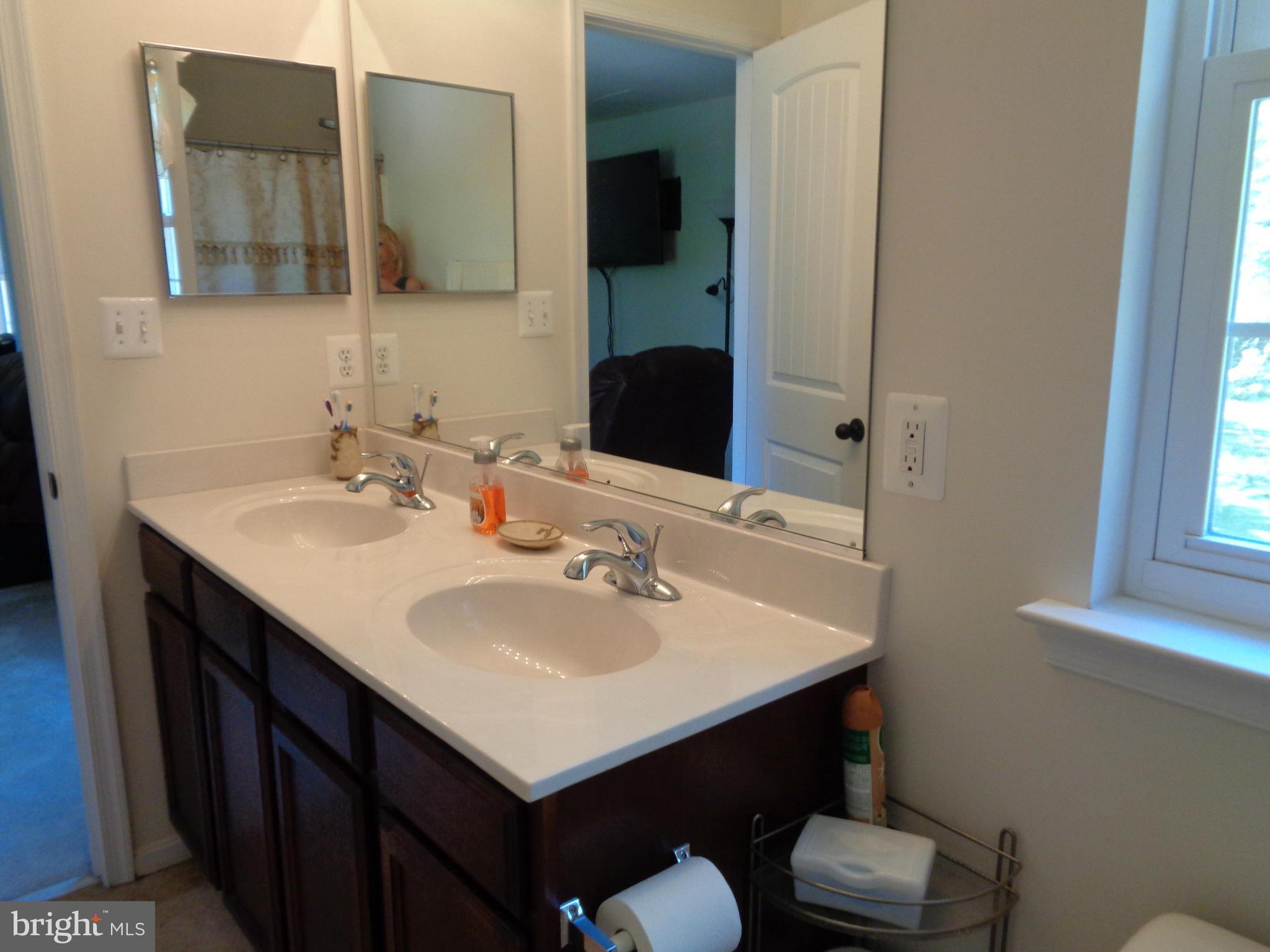 SWEETSER HEIGHTS - Residential