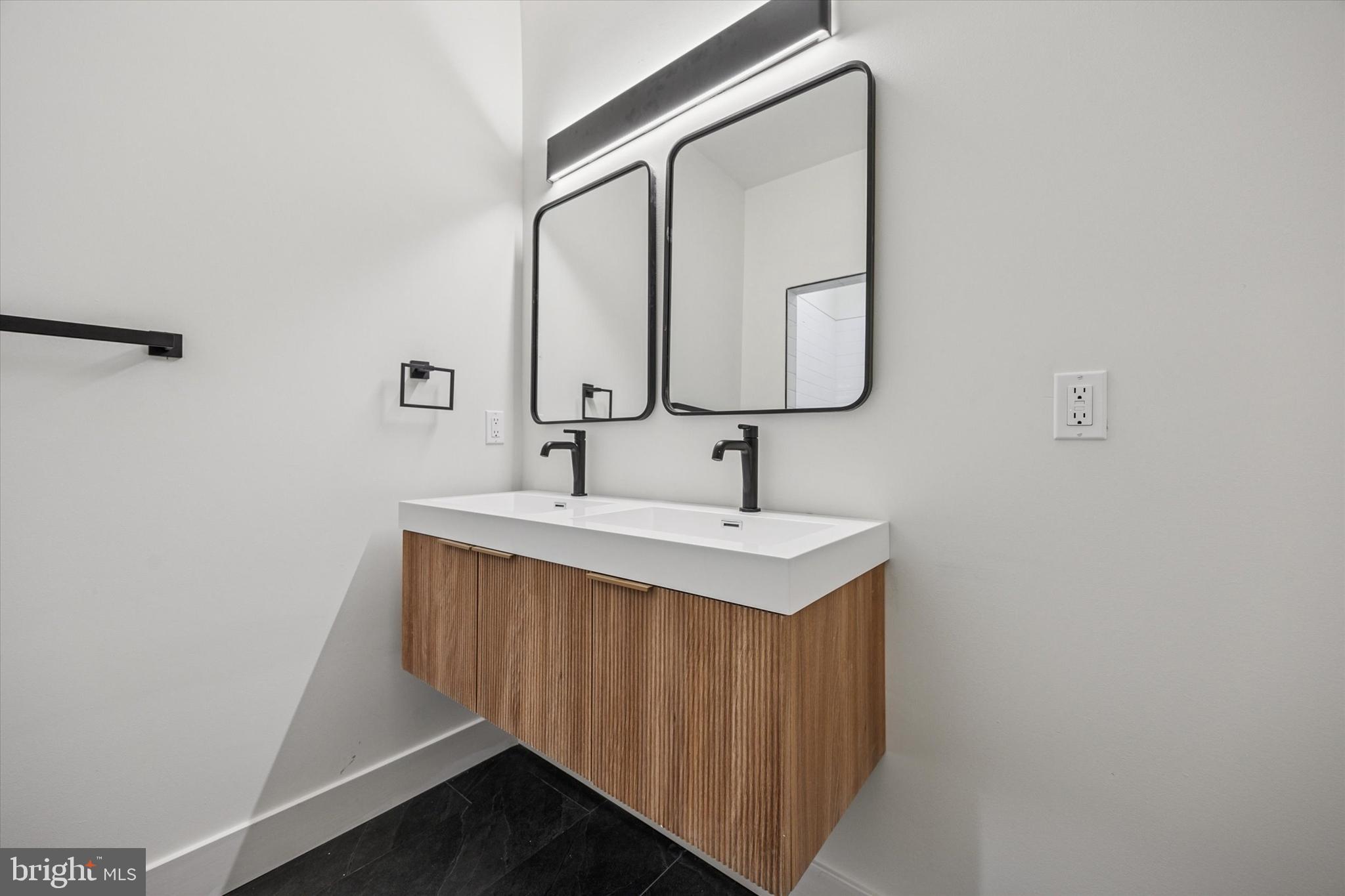 GERMANTOWN - Residential Lease