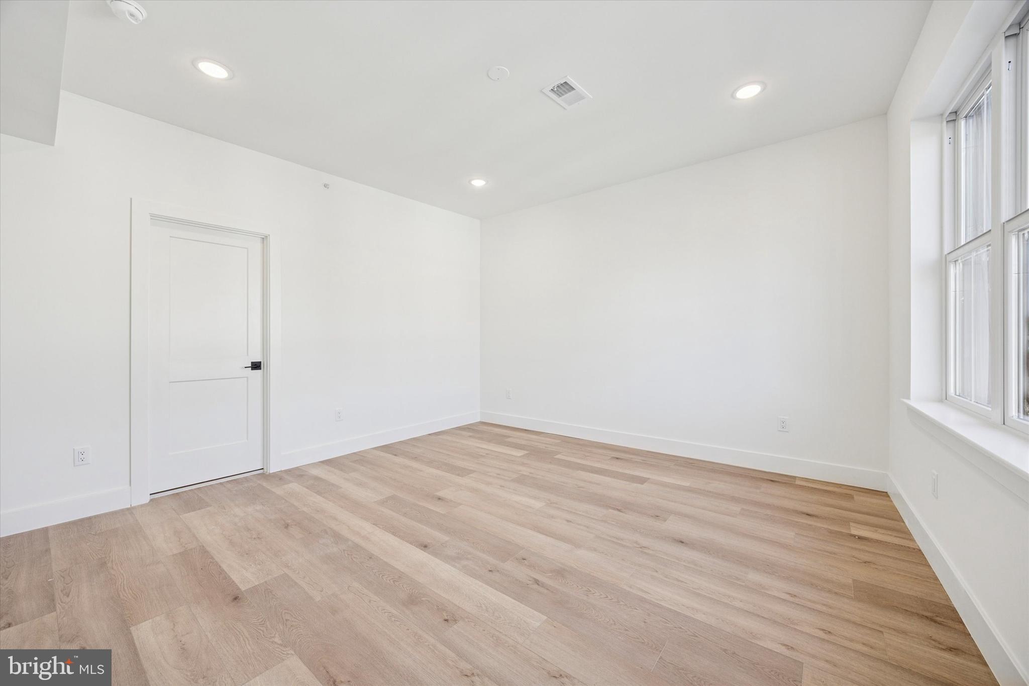 GERMANTOWN - Residential Lease