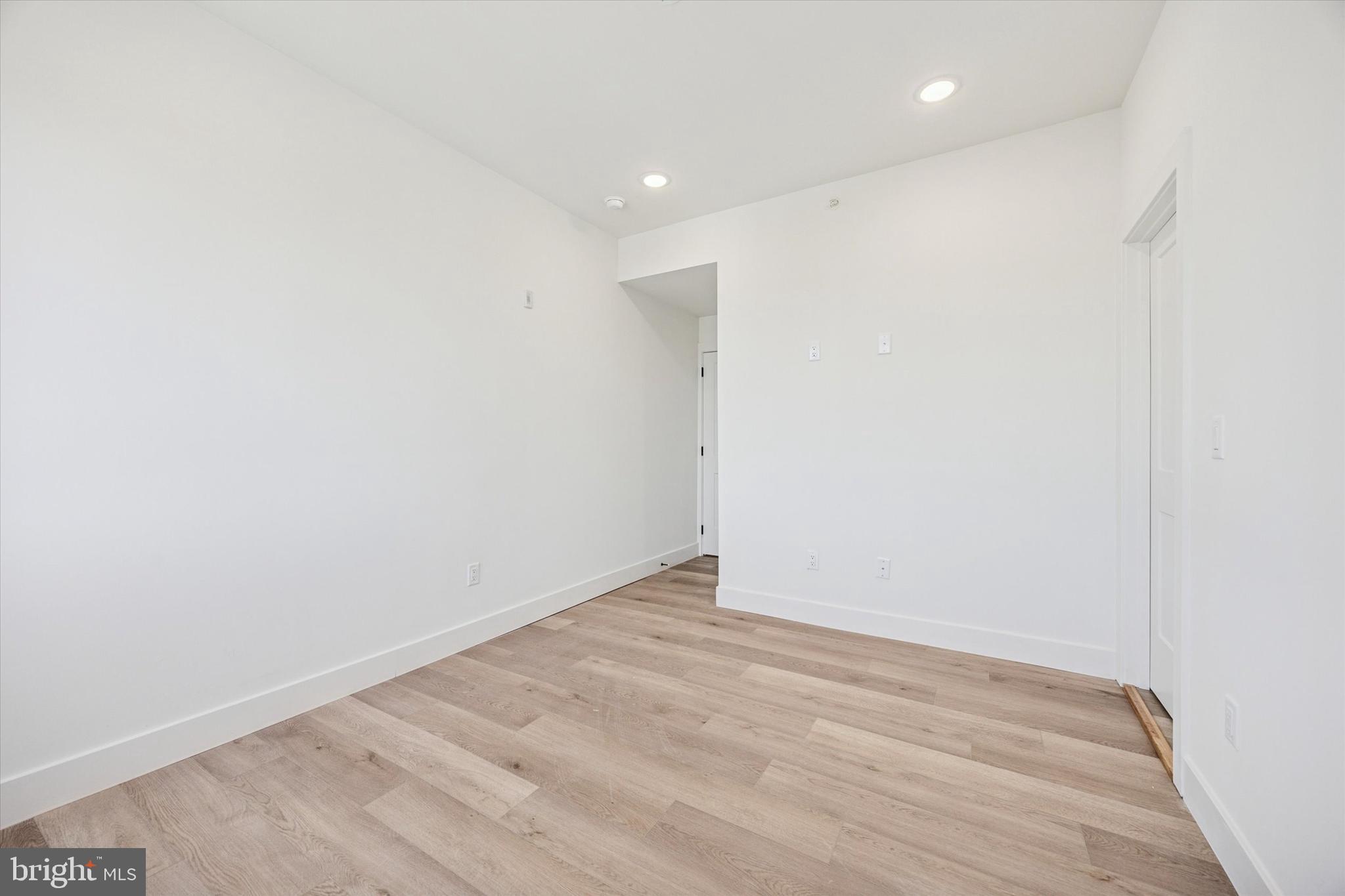 GERMANTOWN - Residential Lease