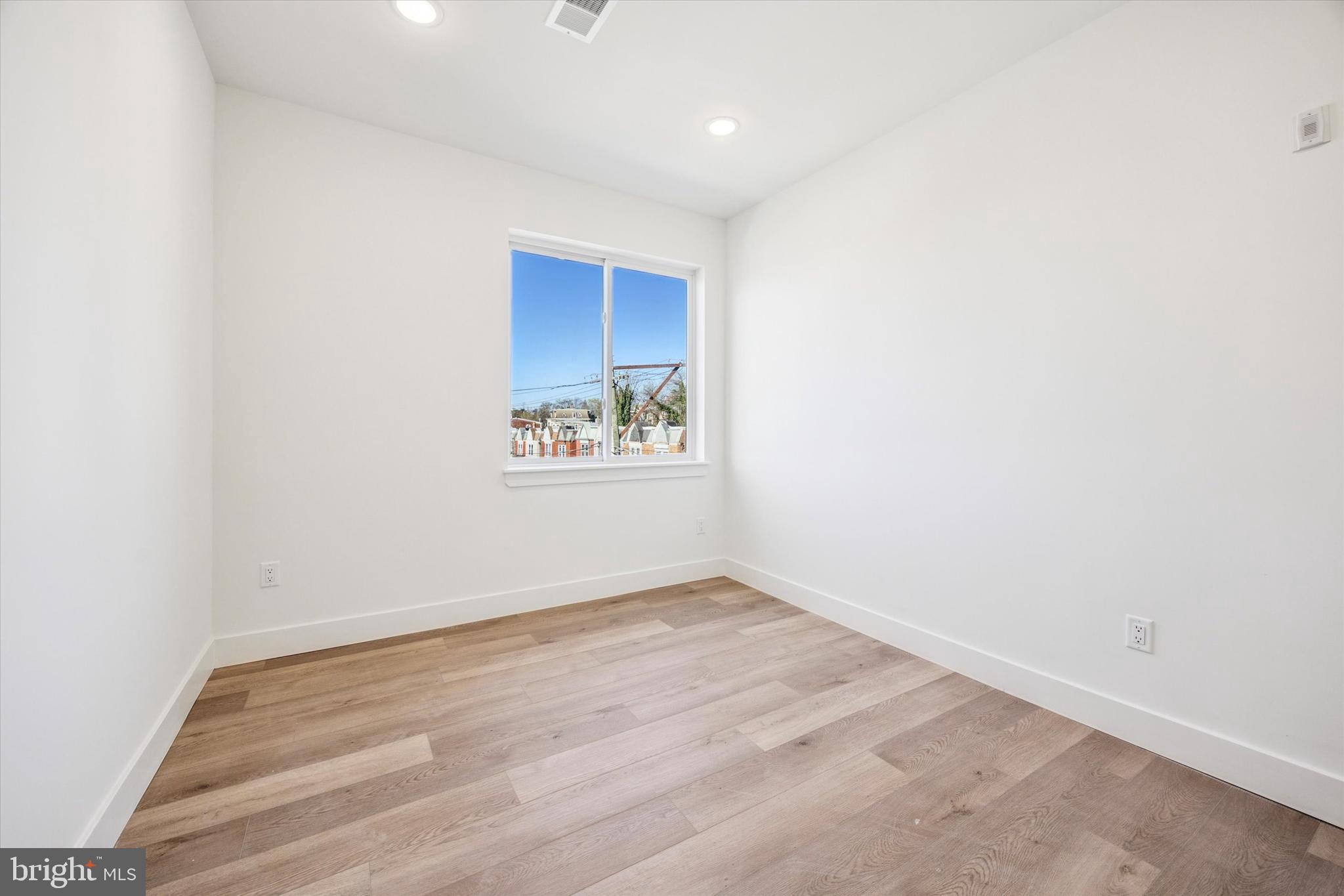 GERMANTOWN - Residential Lease