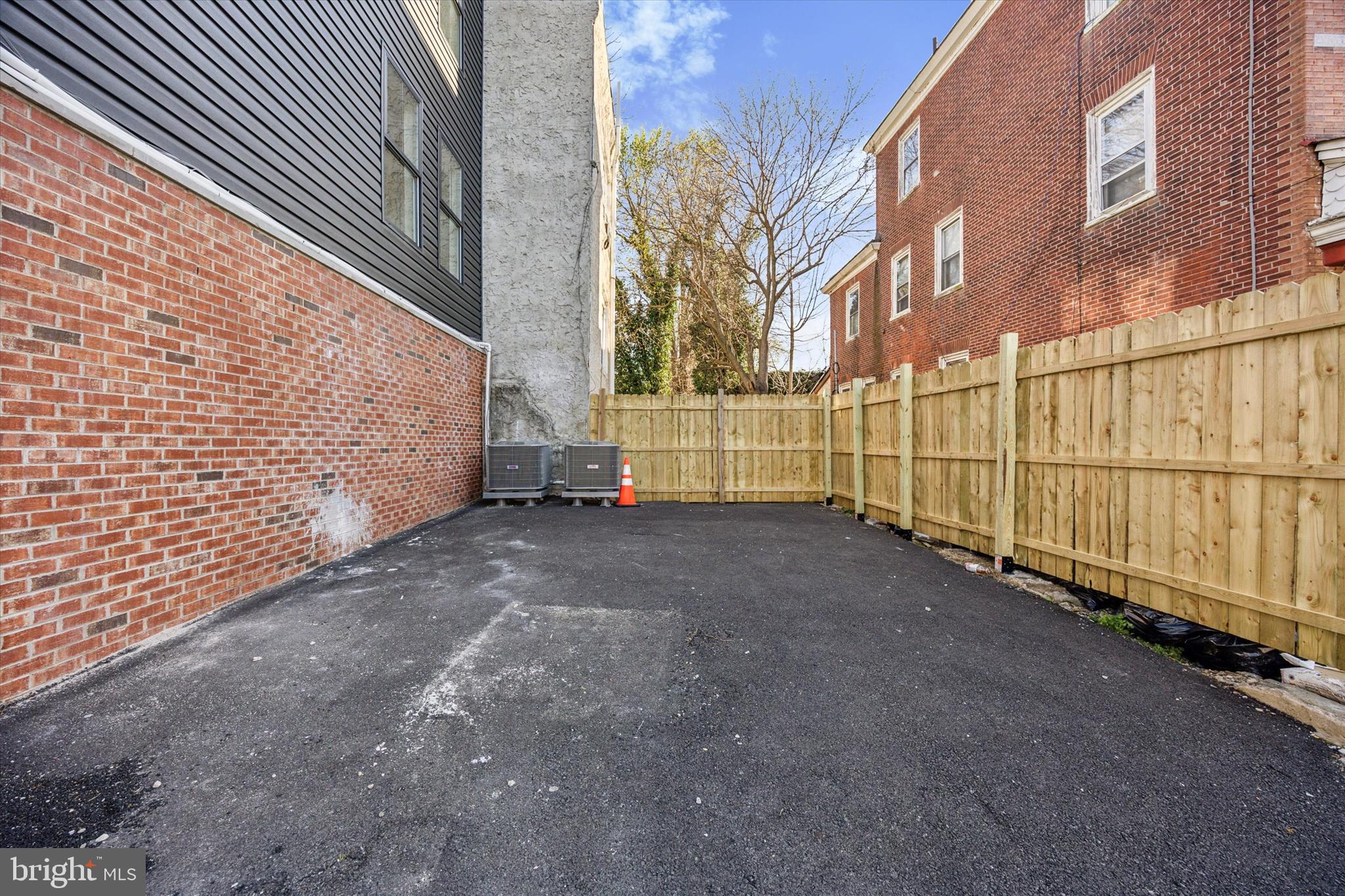 GERMANTOWN - Residential Lease