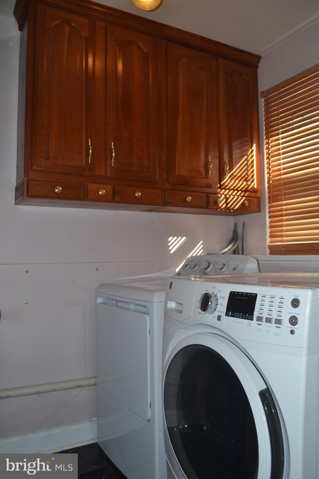 KINGSBROOK - Residential Lease