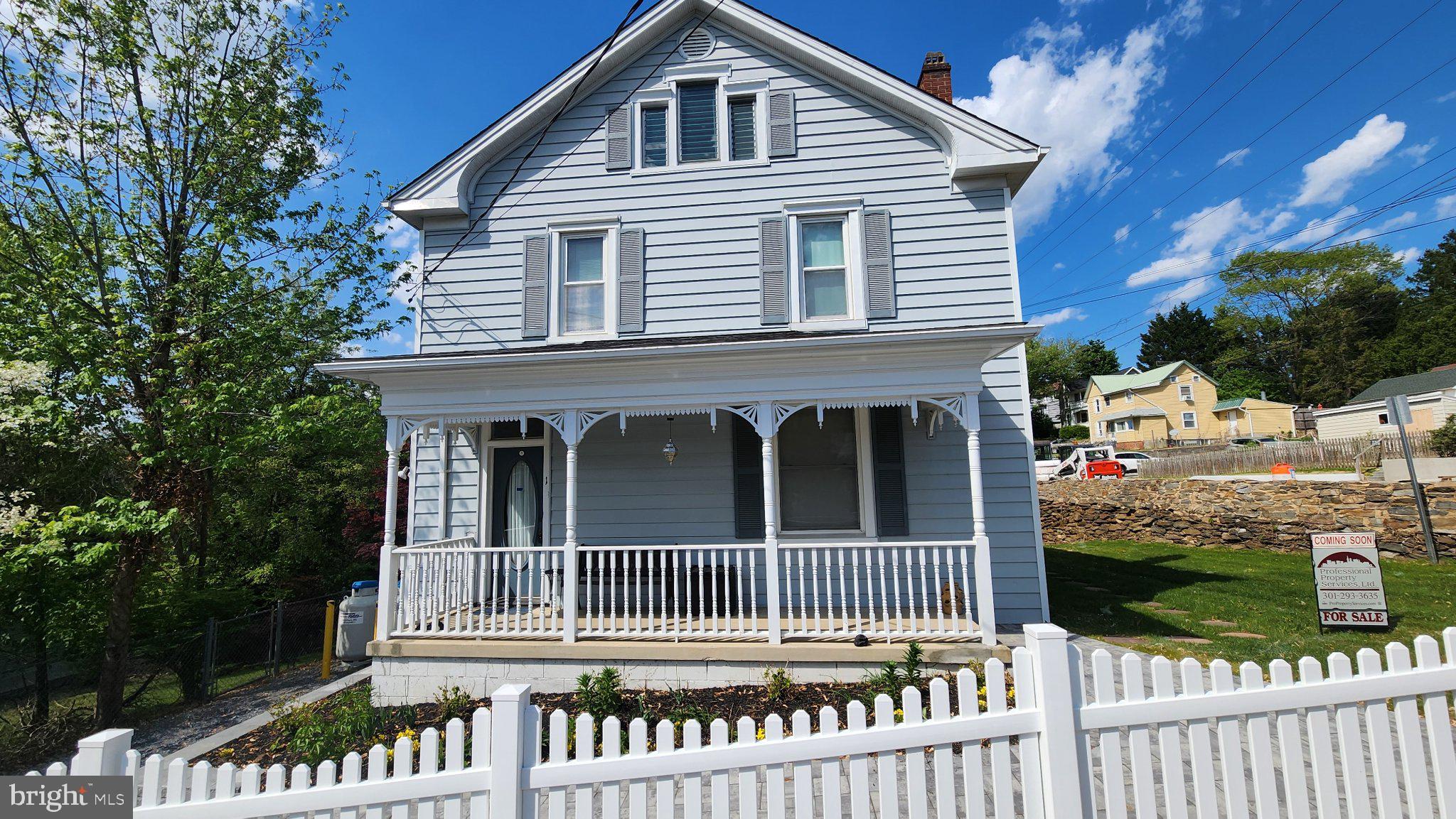 BRUNSWICK - Residential