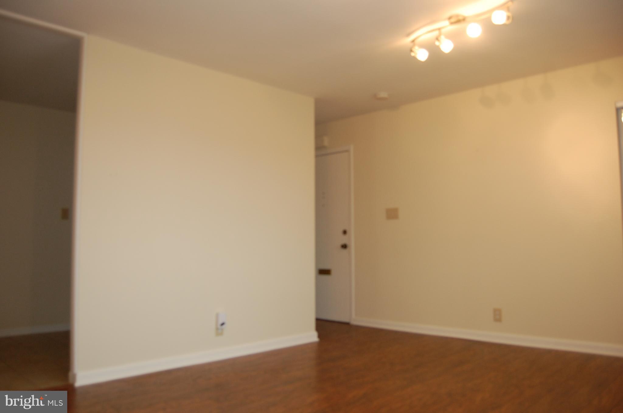 PEMBROOKE - Residential