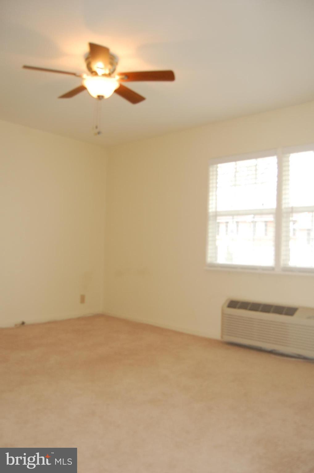 PEMBROOKE - Residential