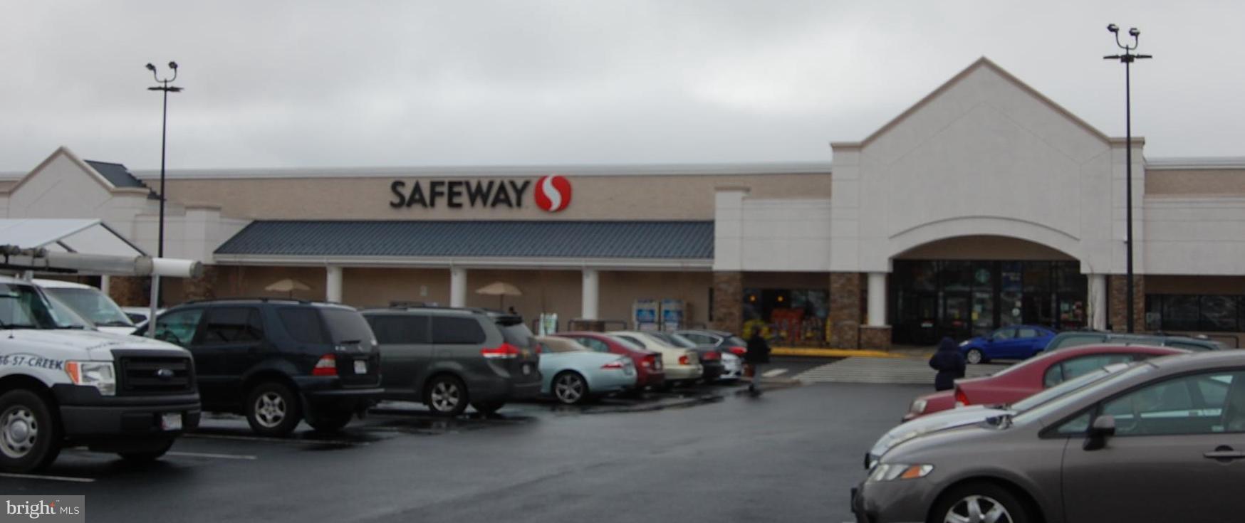 PEMBROOKE - Residential