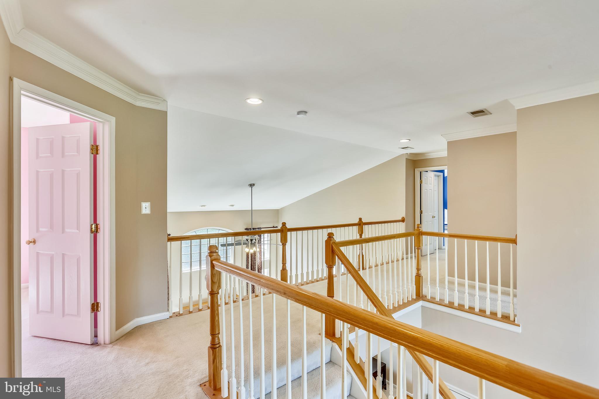 KINGS CROSSING - Residential