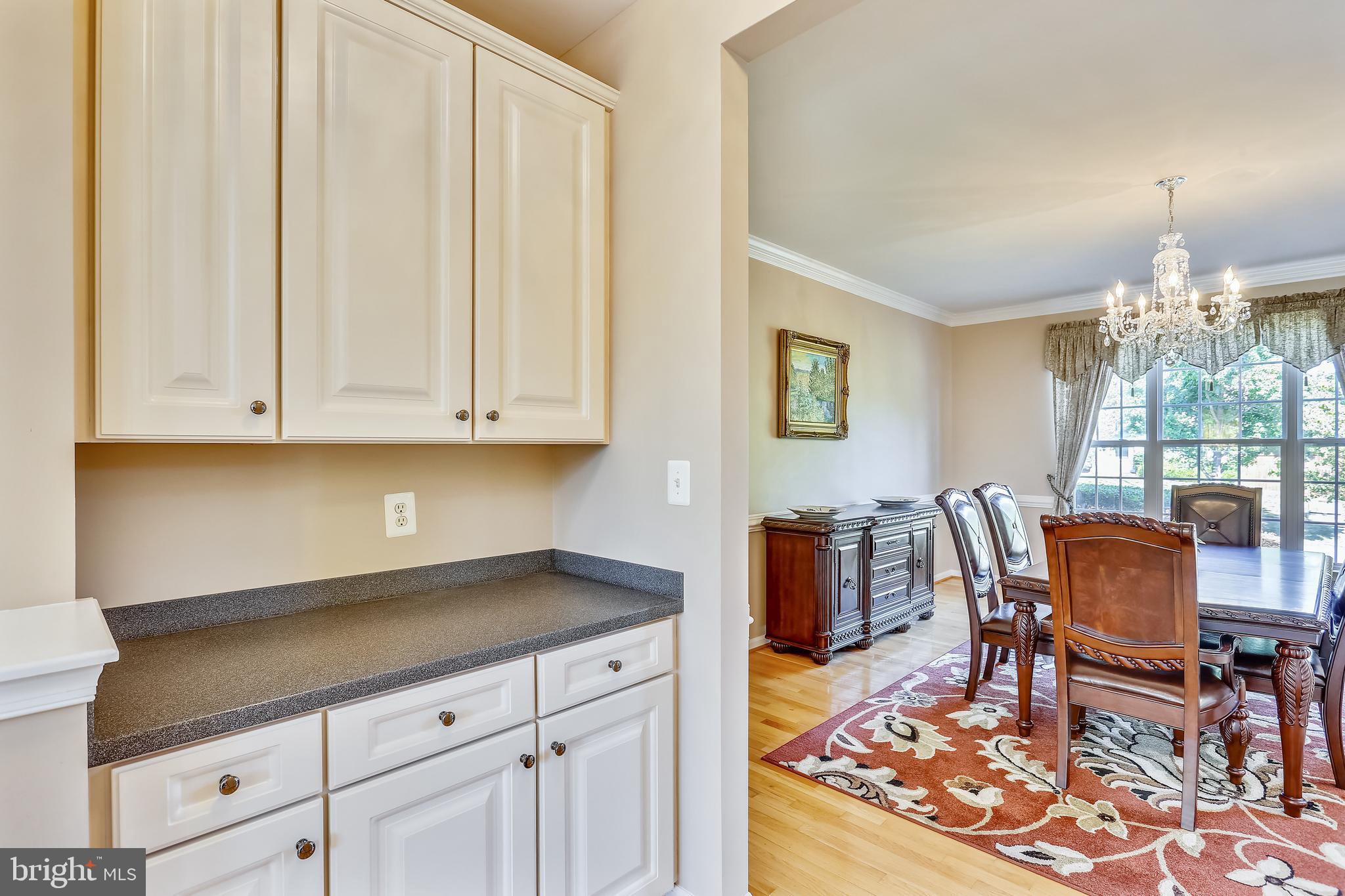 KINGS CROSSING - Residential