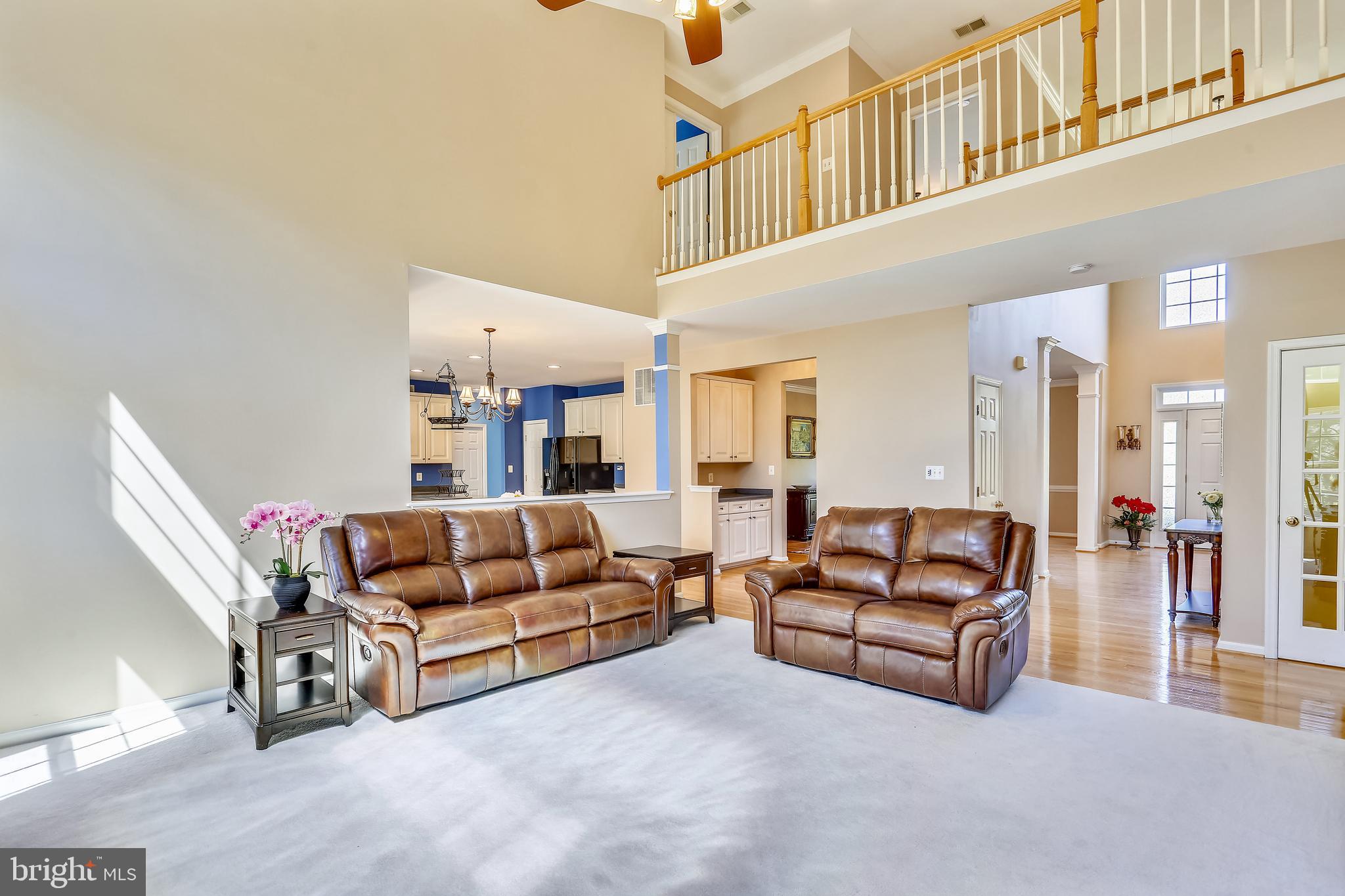 KINGS CROSSING - Residential