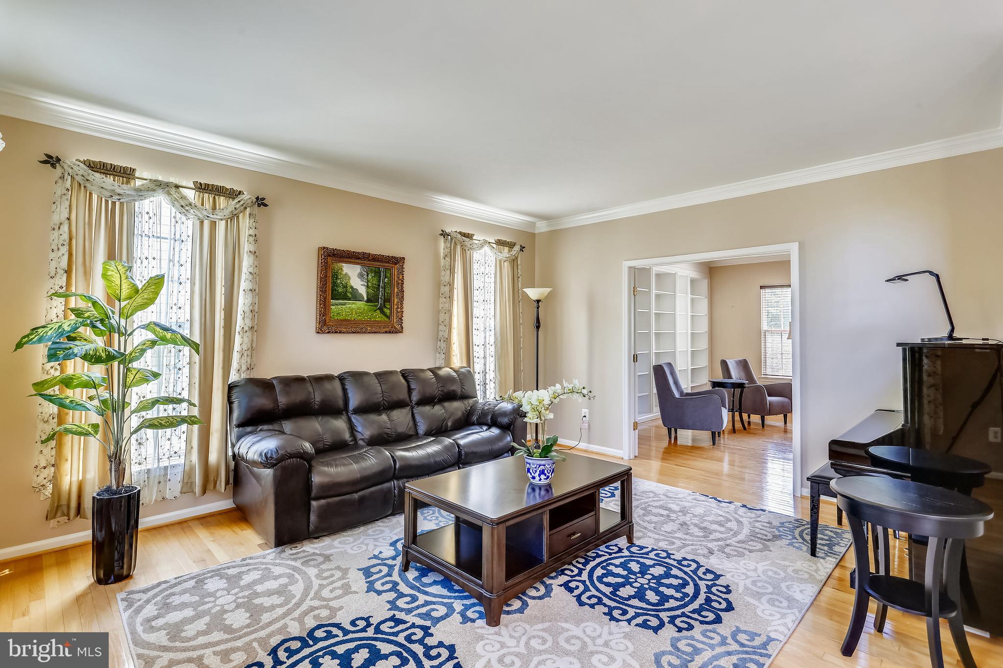 KINGS CROSSING - Residential