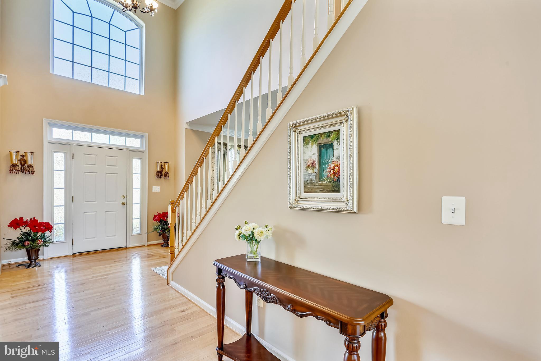 KINGS CROSSING - Residential