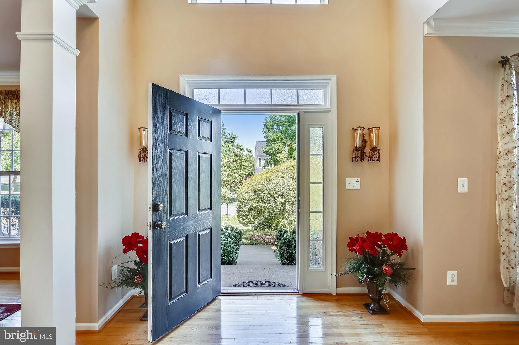 KINGS CROSSING - Residential