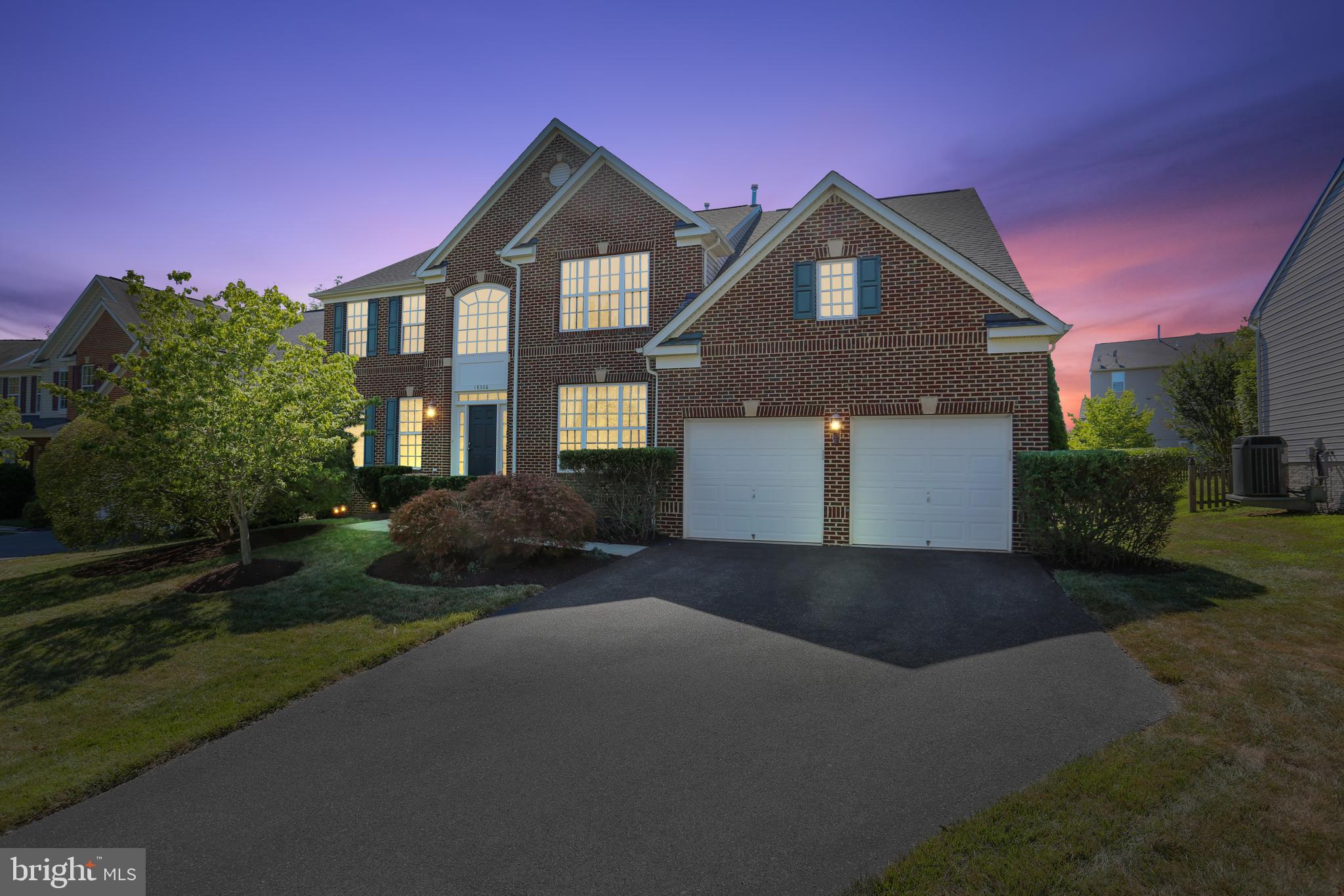 KINGS CROSSING - Residential