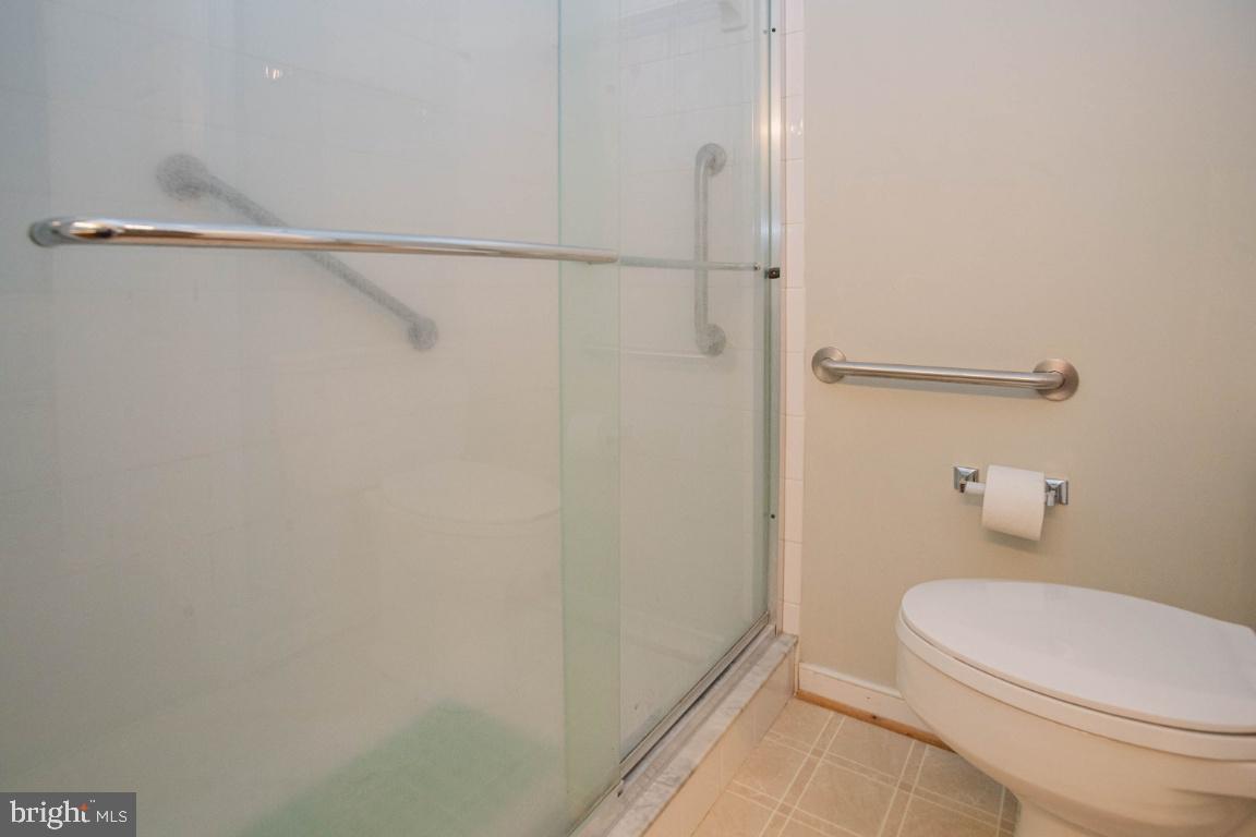 MAPLES SENIOR HOUSING - Residential