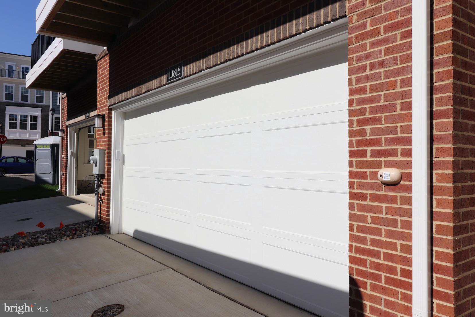 OVERLOOK AT FAIRFAX BOULEVARD - Residential Lease