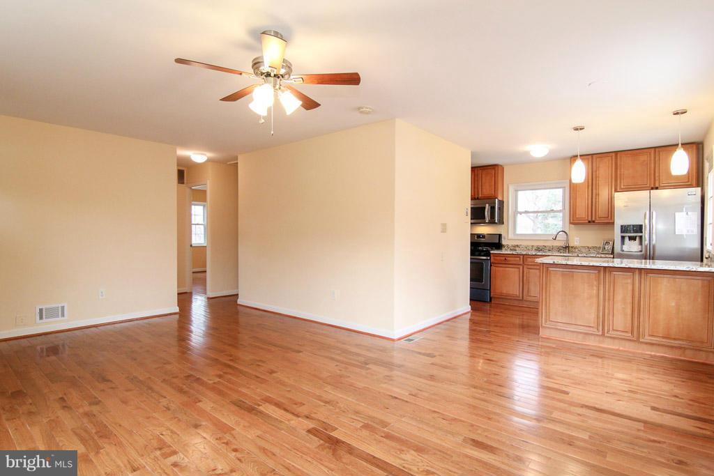 VIRGINIA HILLS - Residential