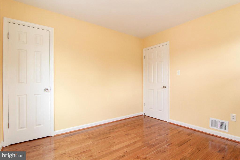 VIRGINIA HILLS - Residential