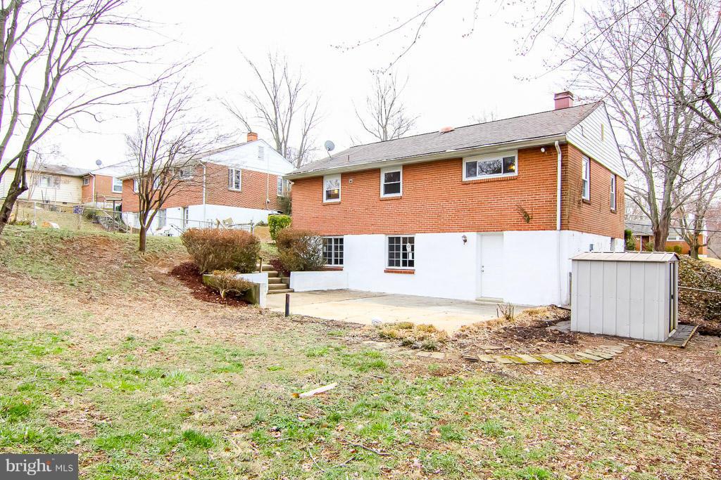 VIRGINIA HILLS - Residential