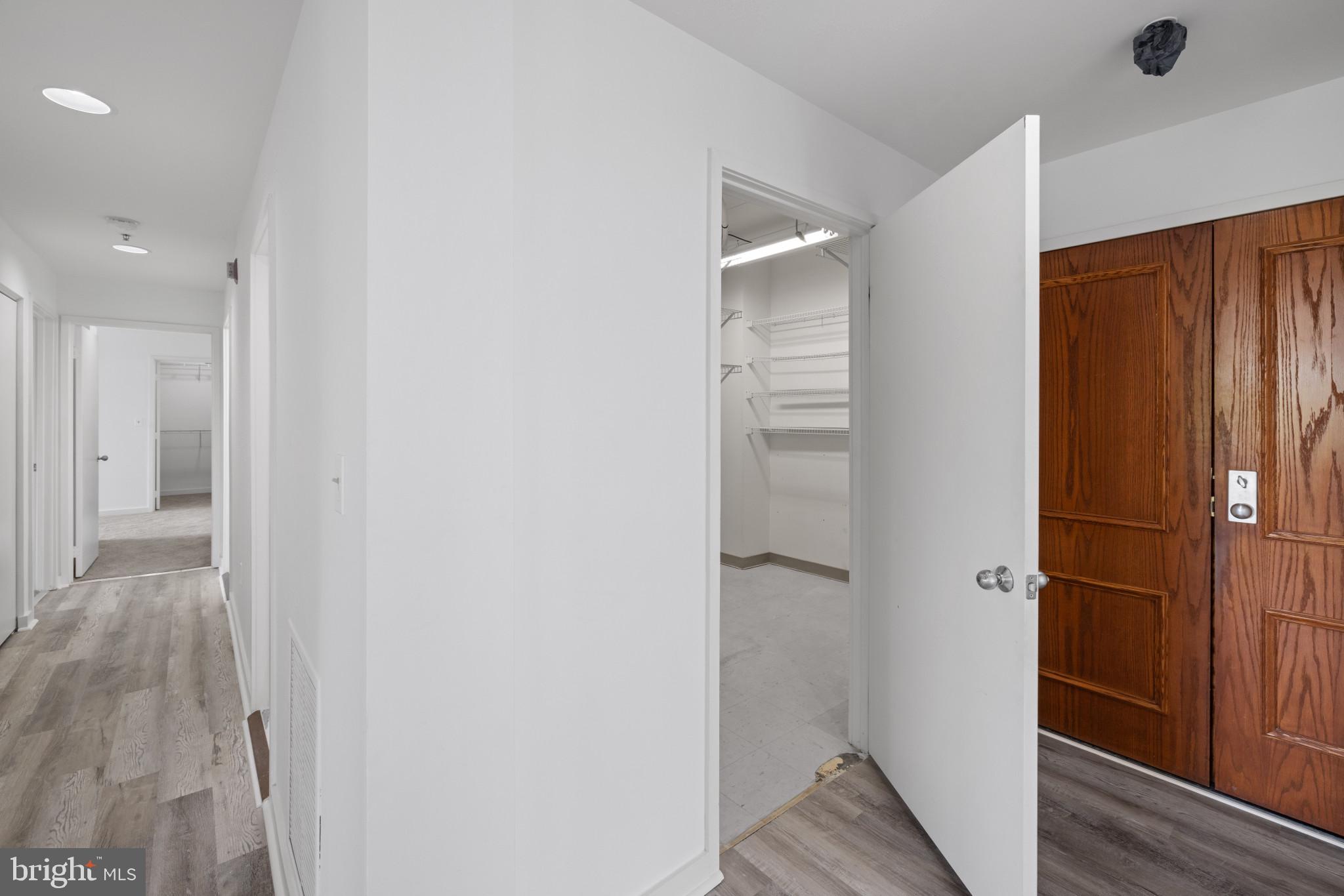 ANNEN WOODS - Residential