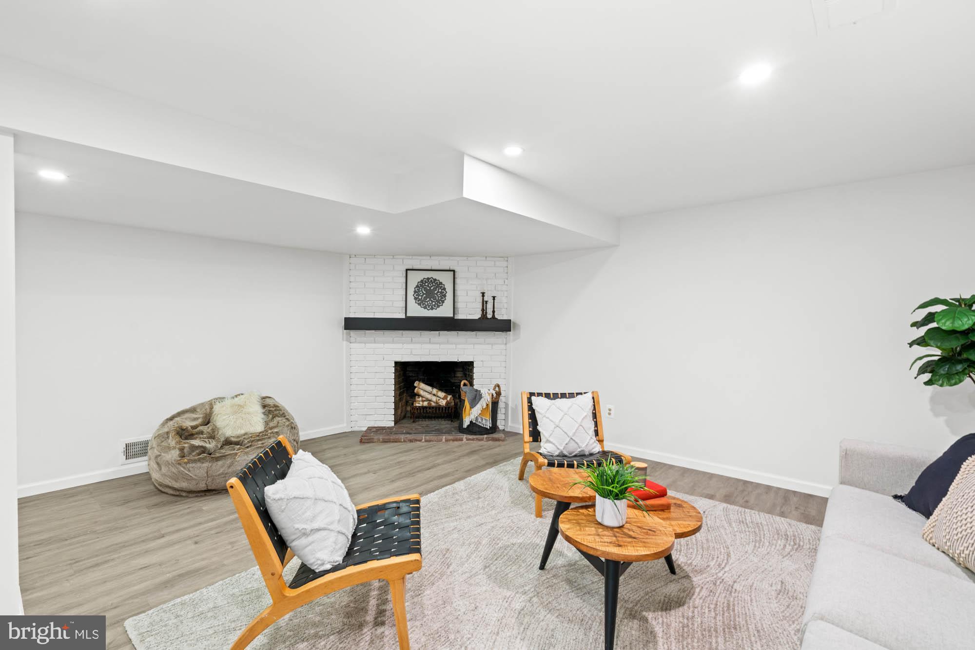 SUMNER - Residential