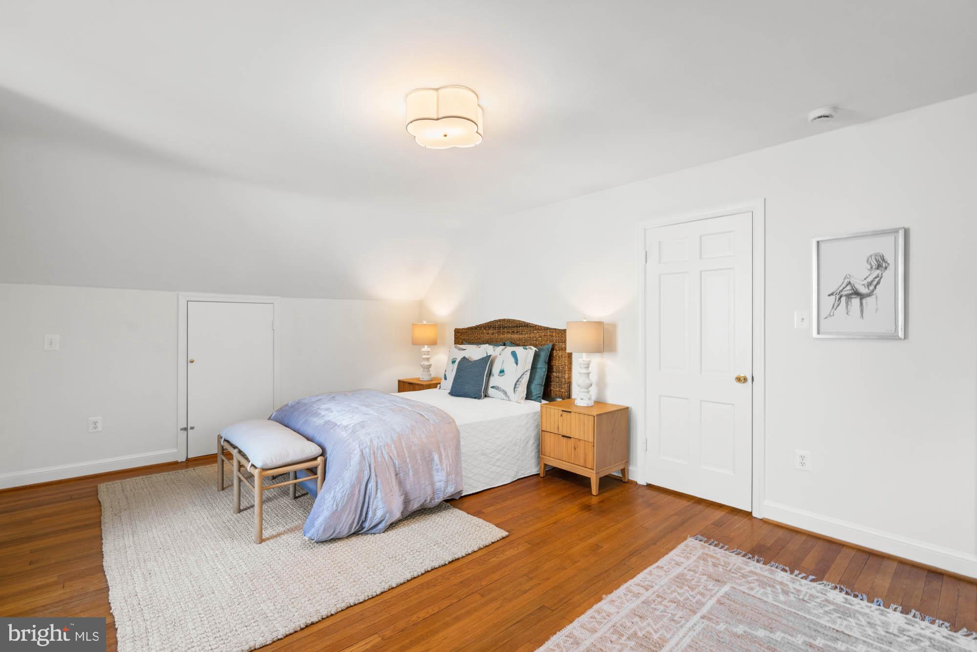 SUMNER - Residential