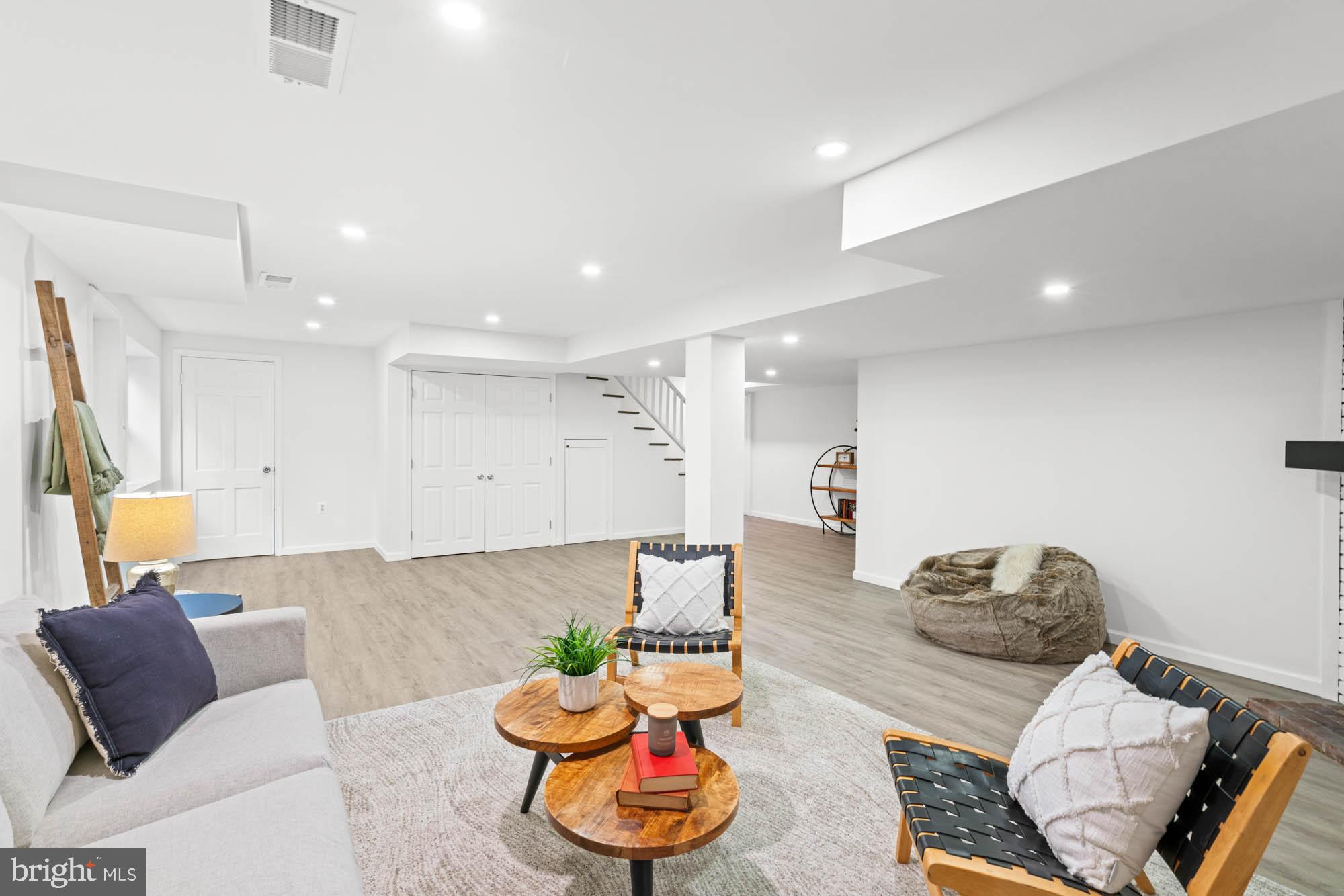 SUMNER - Residential