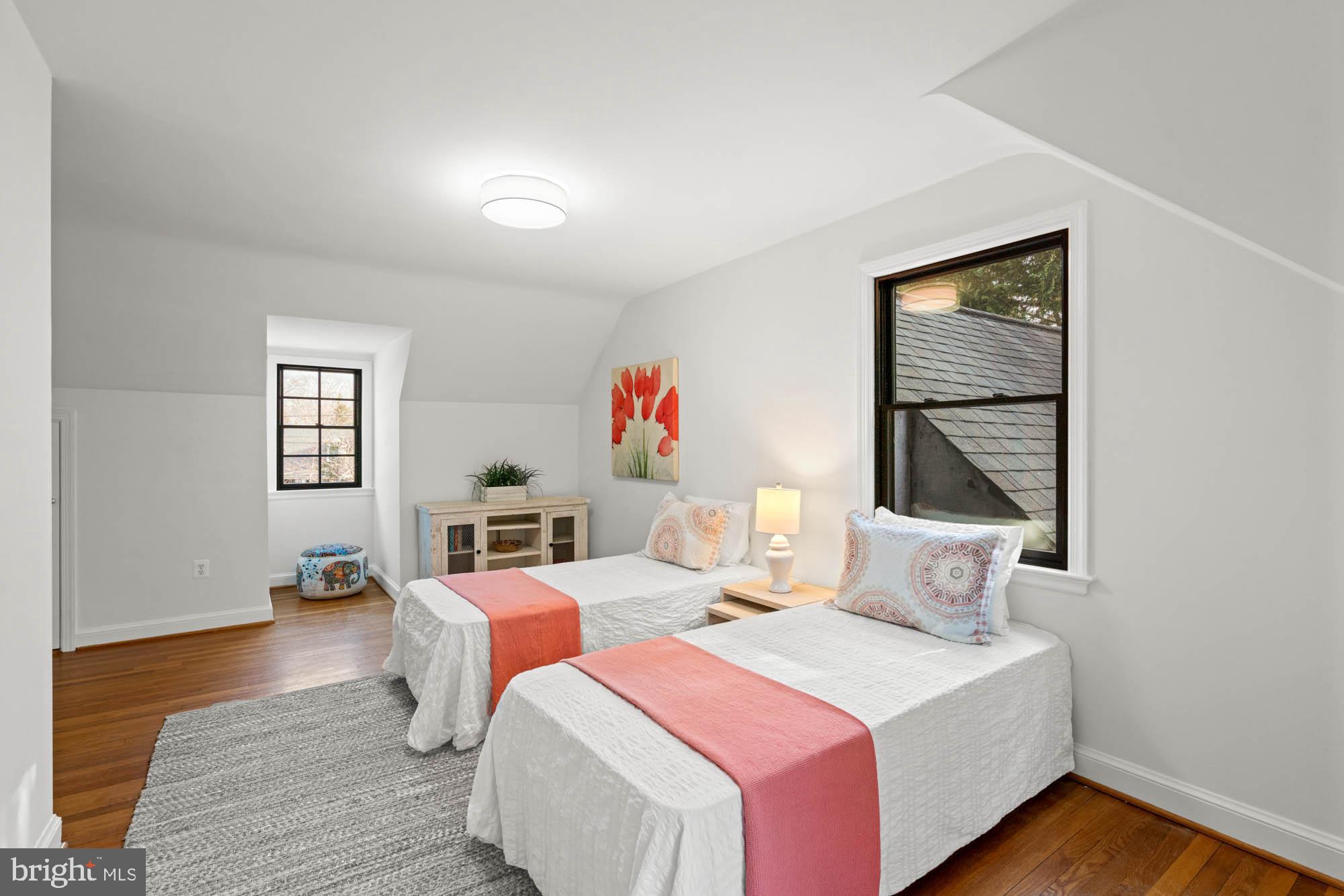 SUMNER - Residential