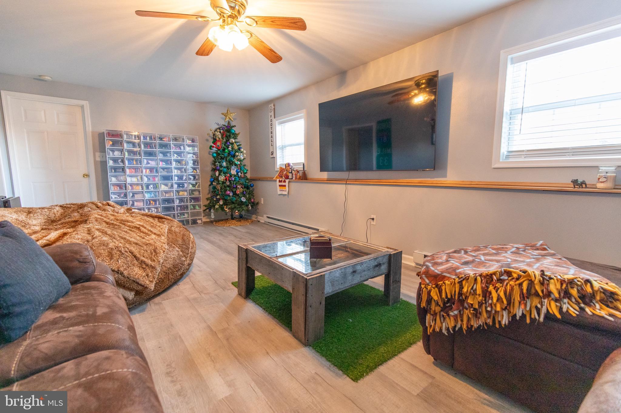 RIDGEFIELD - Residential