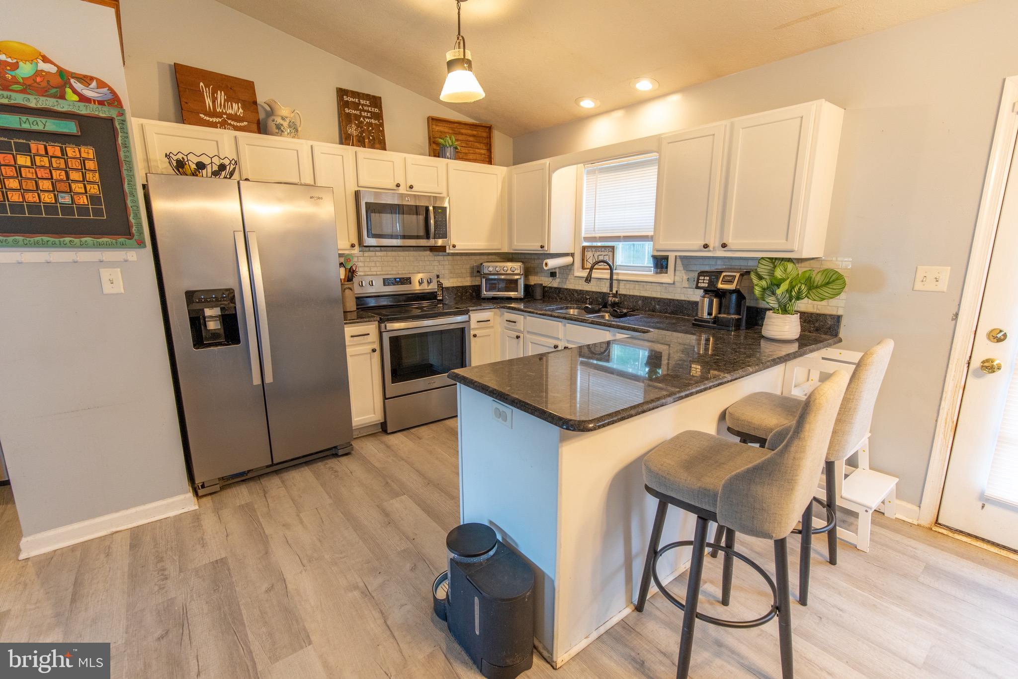 RIDGEFIELD - Residential