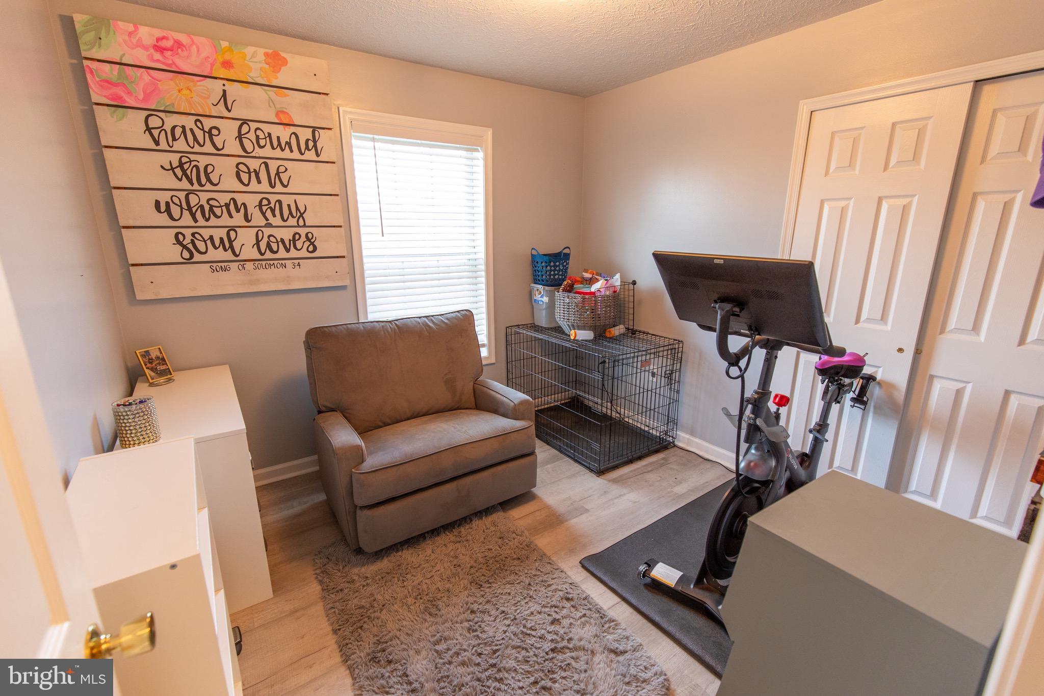 RIDGEFIELD - Residential