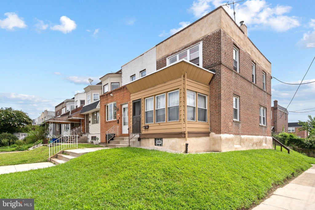 Photo of 7254 Dicks Avenue, PHILADELPHIA, PA 19153 (MLS # PAPH2662568)