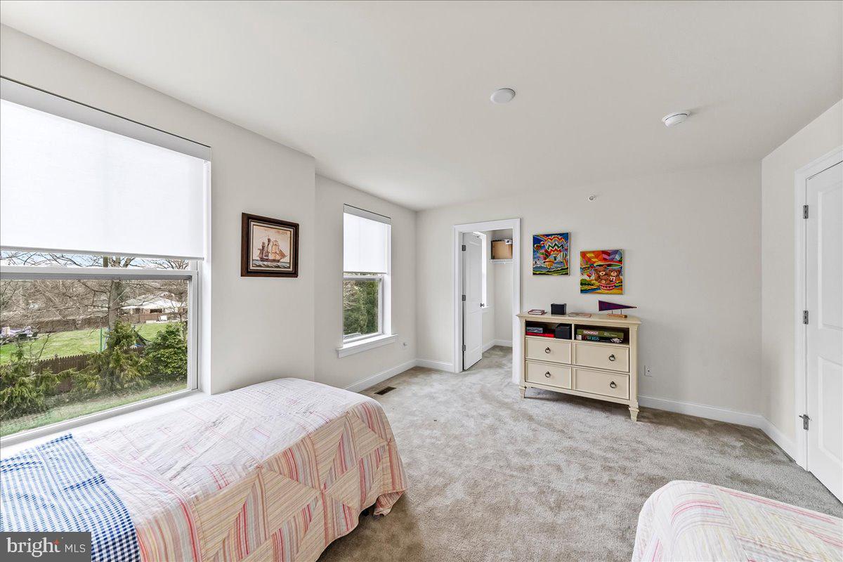 STONEHOUSE - Residential