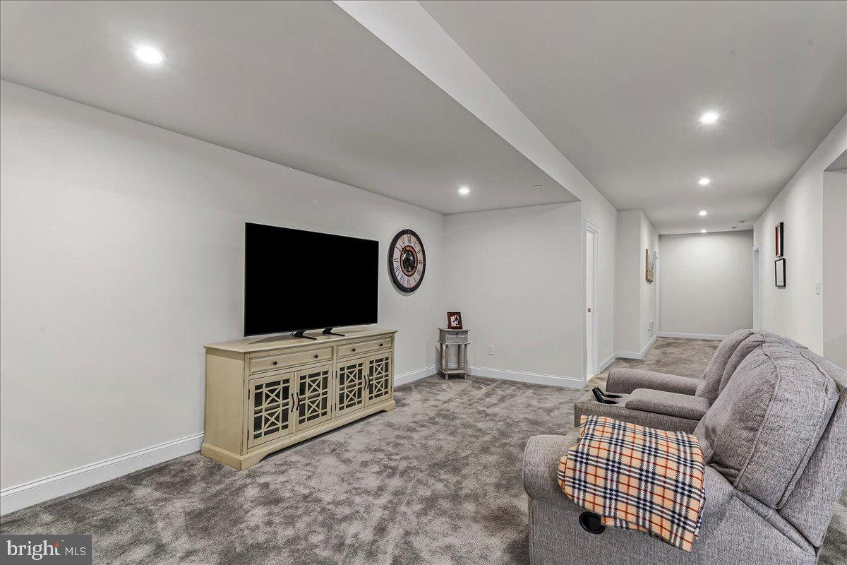 STONEHOUSE - Residential