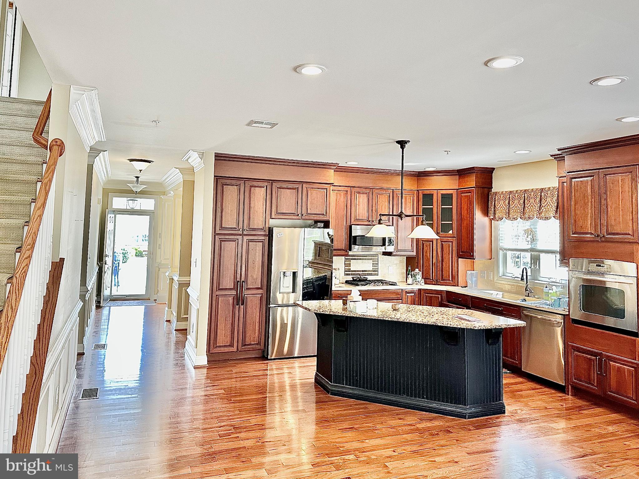 1225 CALISTA LANE