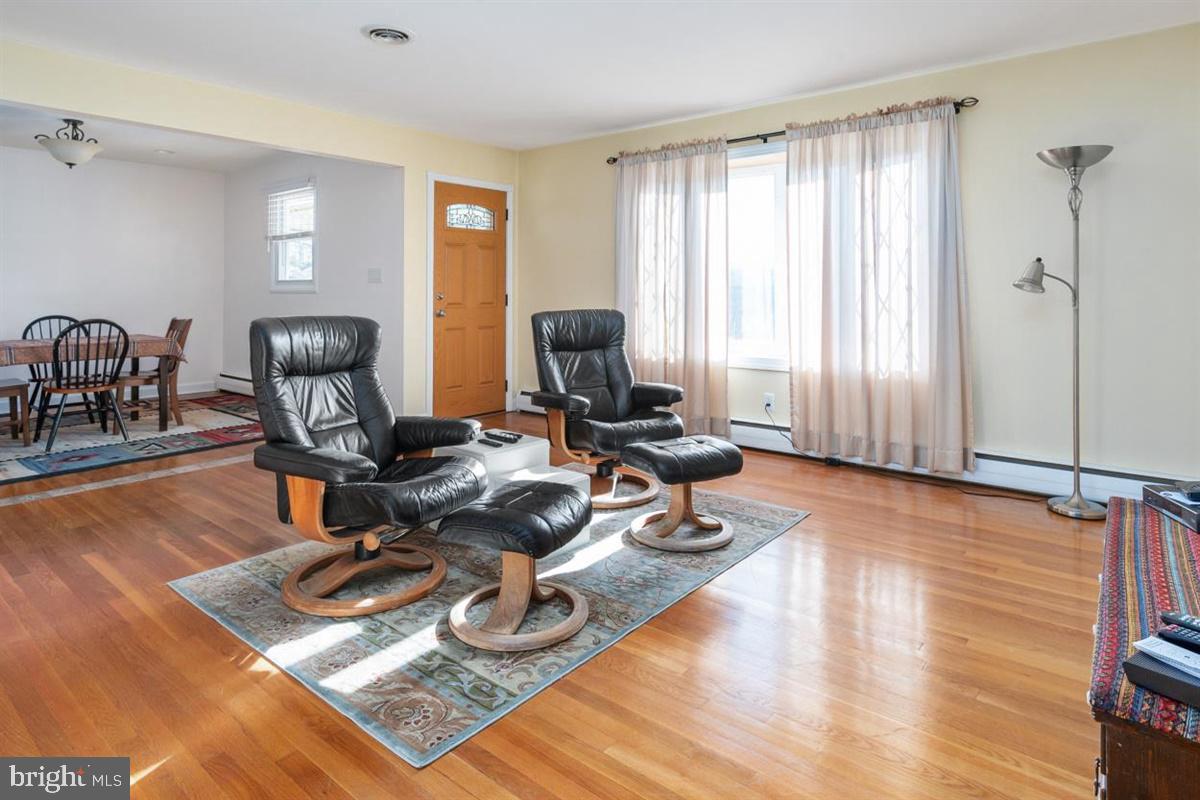 WOODLAWN HEIGHTS - Residential