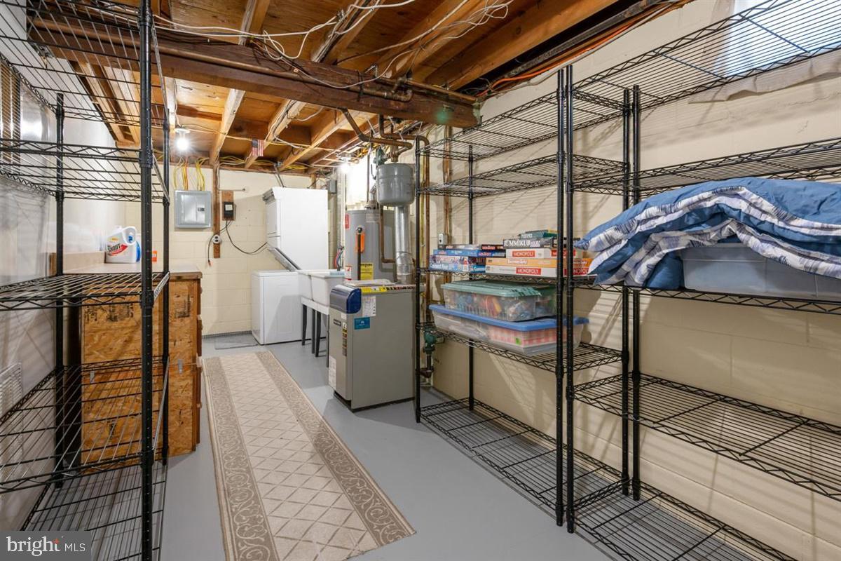 WOODLAWN HEIGHTS - Residential