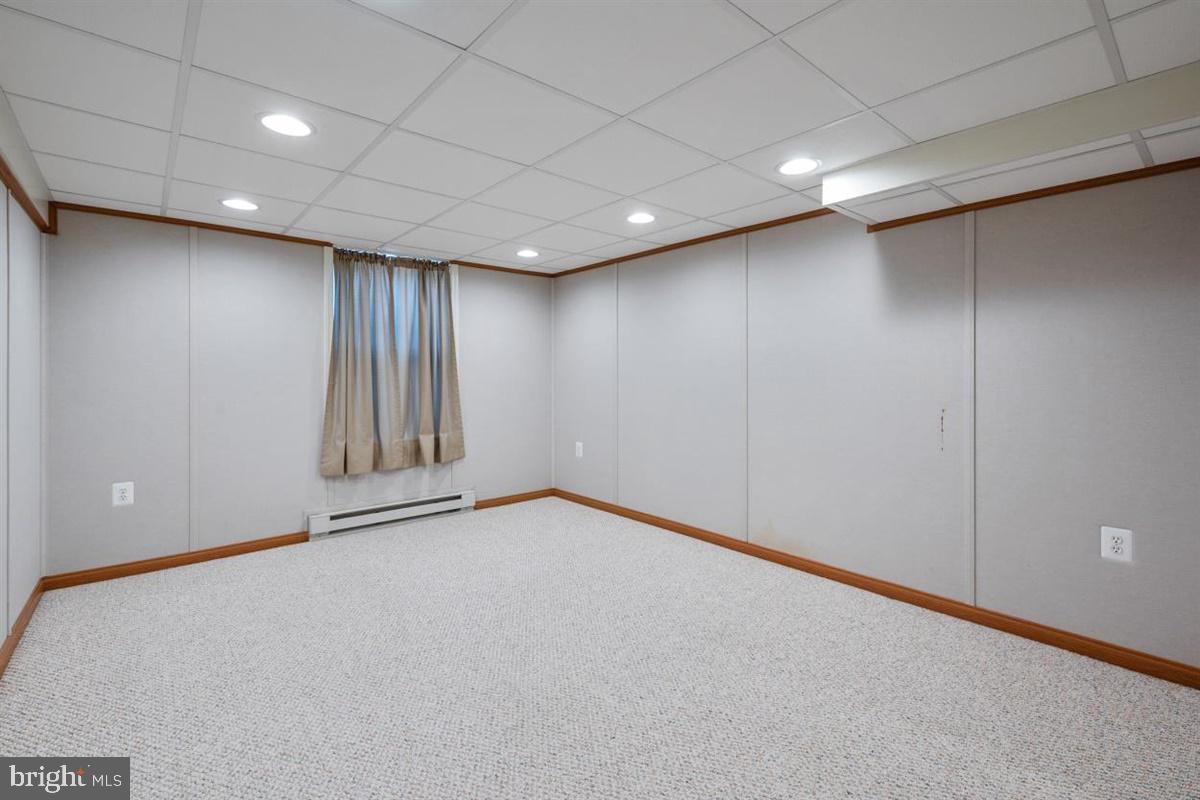 WOODLAWN HEIGHTS - Residential