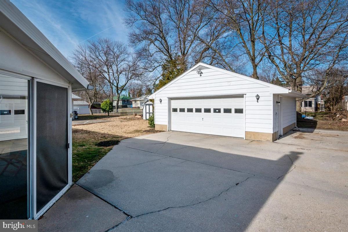 WOODLAWN HEIGHTS - Residential