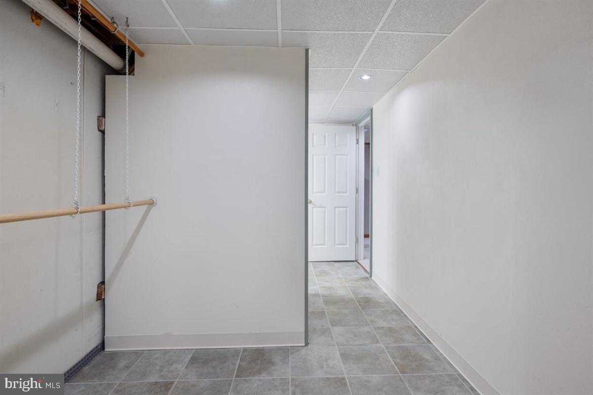 WOODLAWN HEIGHTS - Residential