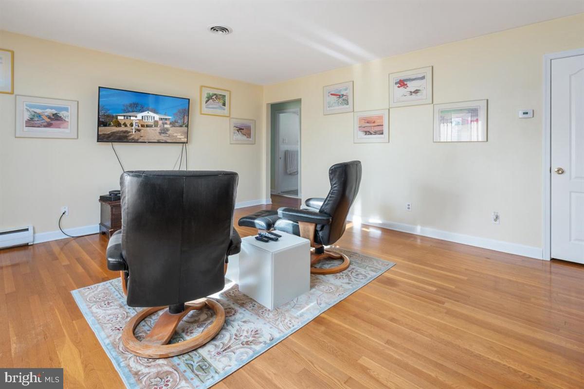 WOODLAWN HEIGHTS - Residential