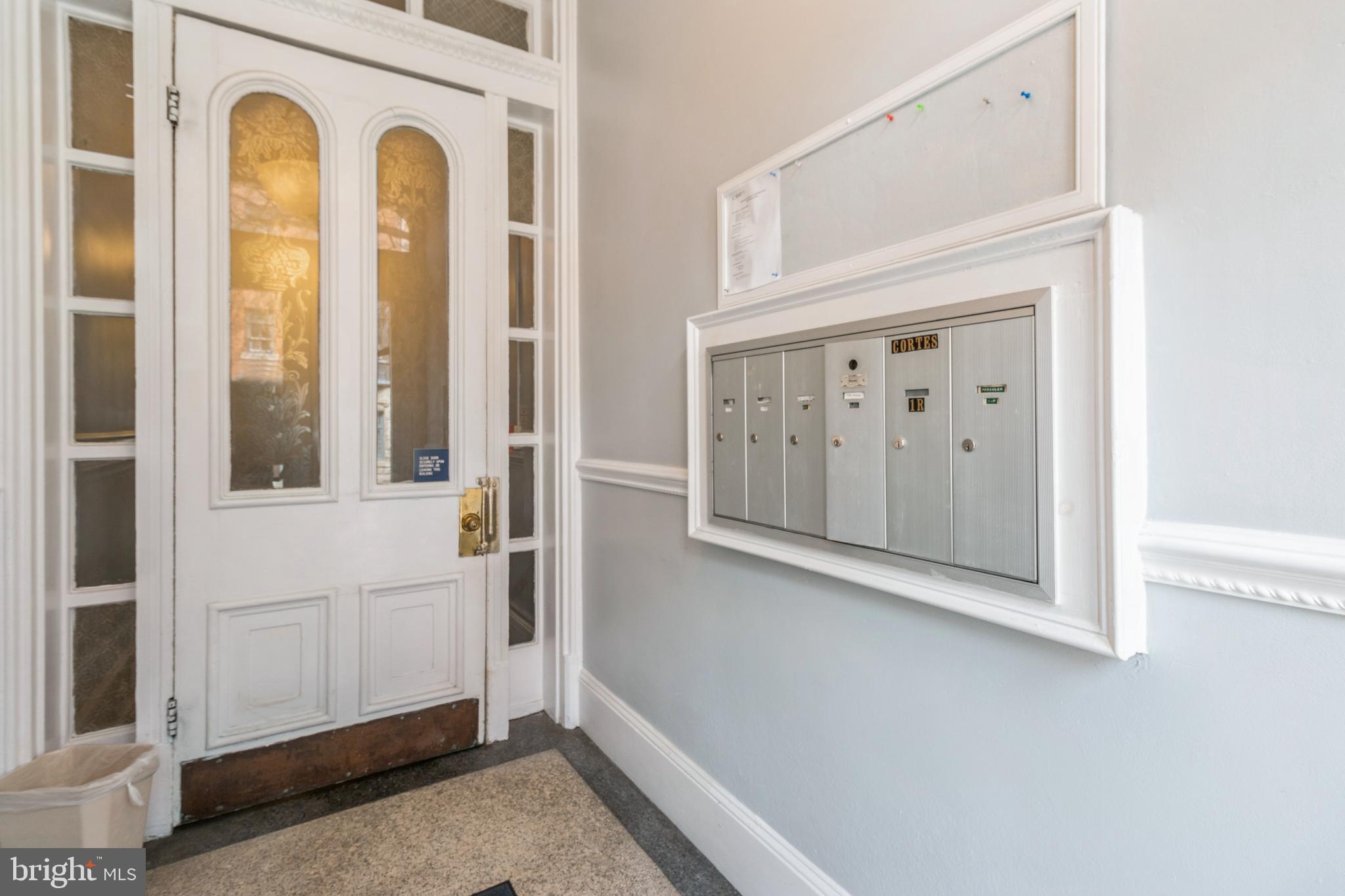 1016 SPRUCE STREET 2F