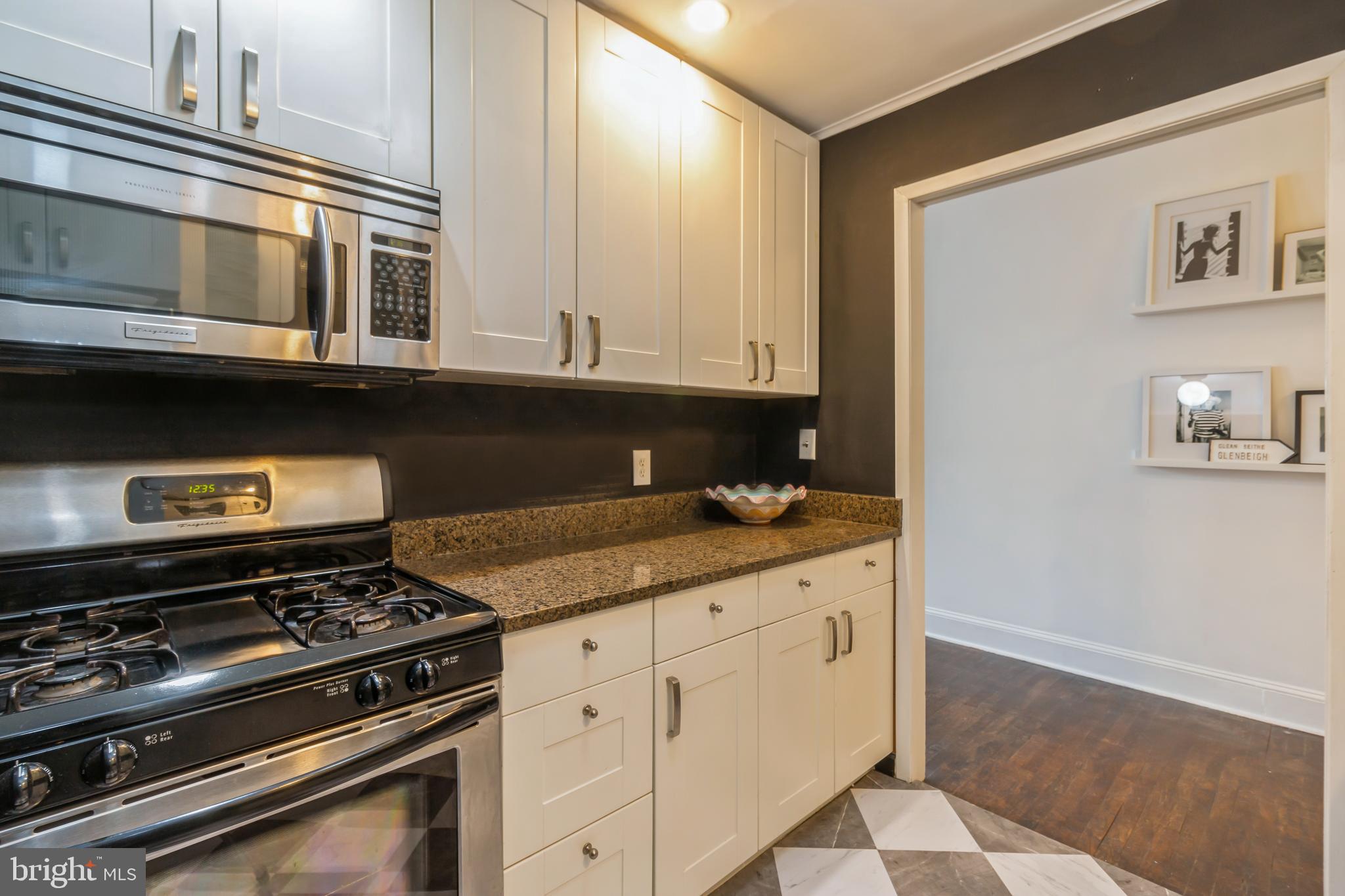 WASHINGTON SQ WEST - Residential