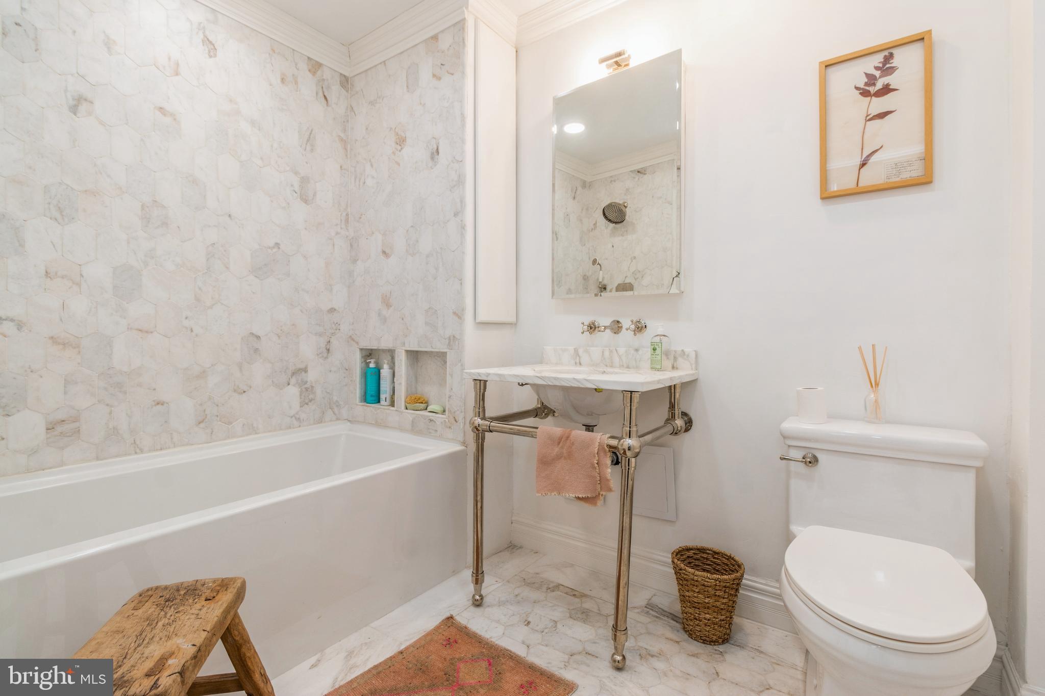 WASHINGTON SQ WEST - Residential