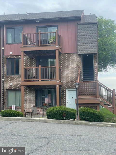 Condo For Sale - 5200 Hilltop Drive #A-13<br/> BROOKHAVEN, PA 19015